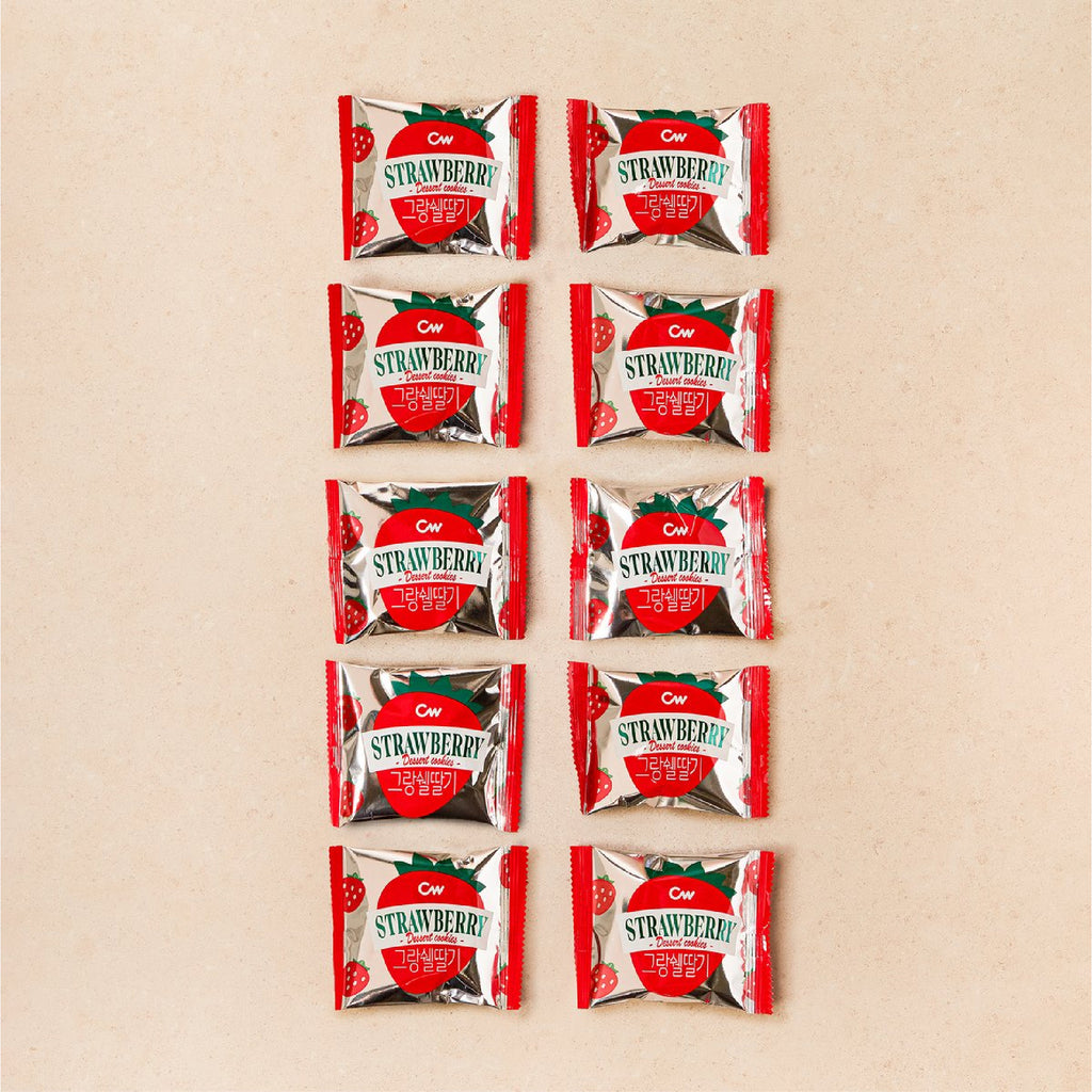 Strawberry cream filled biscuit cookie Grand Shell